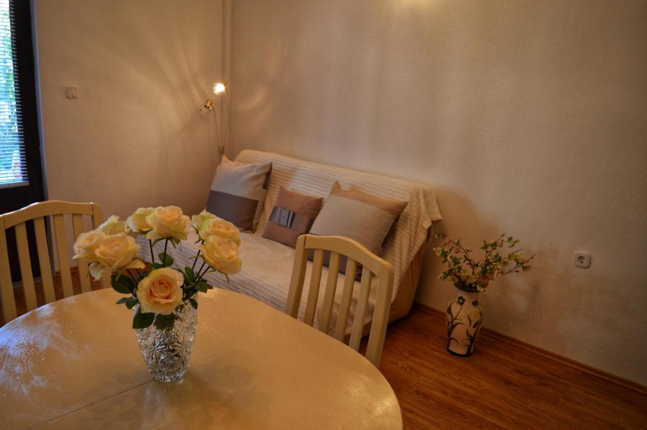 Apartment Nikolic Kastela Bagian luar foto