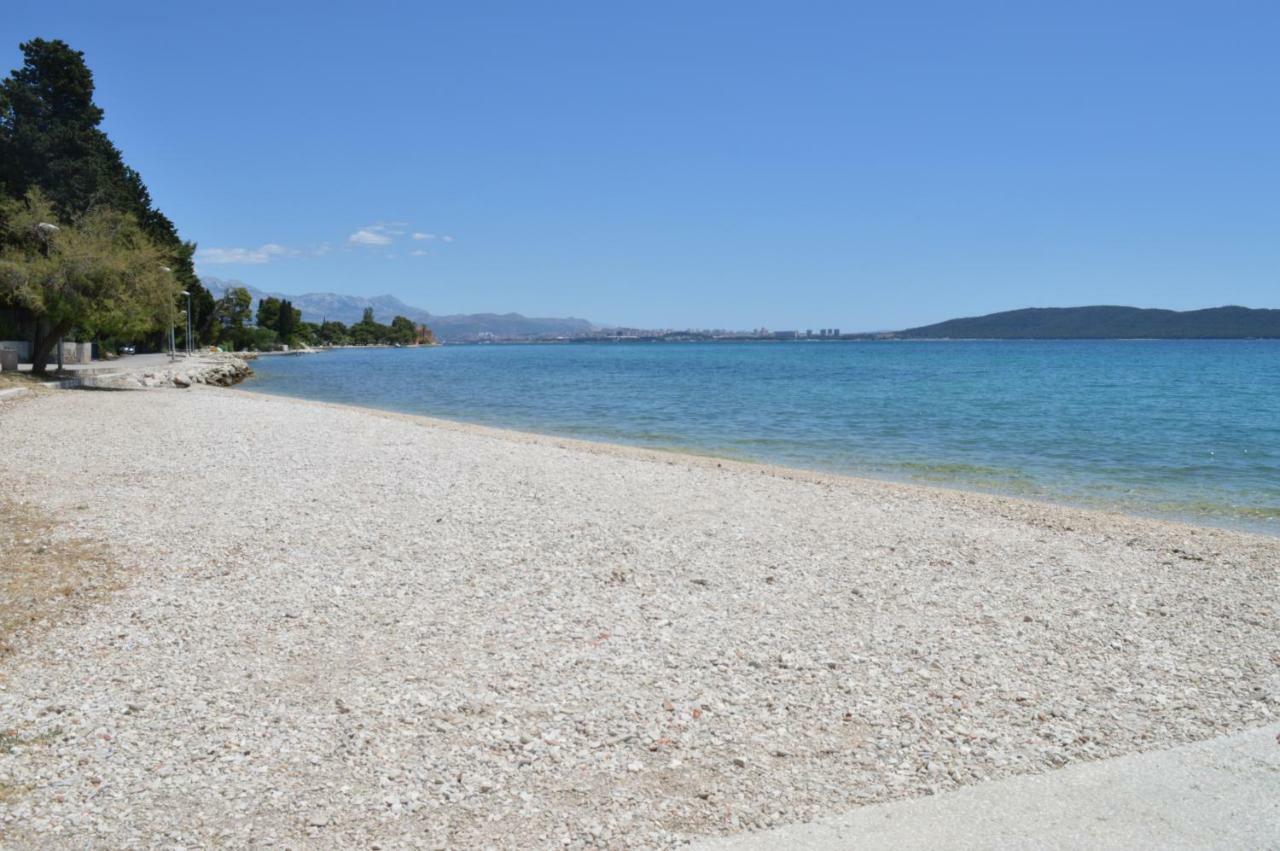 Apartment Nikolic Kastela Bagian luar foto