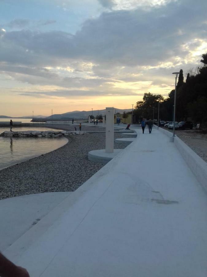 Apartment Nikolic Kastela Bagian luar foto